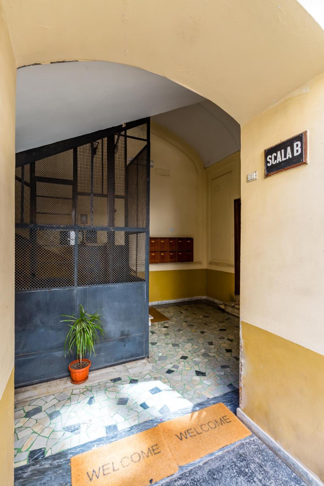 Duomo Grand Family Loft Apartment Napoli Ngoại thất bức ảnh